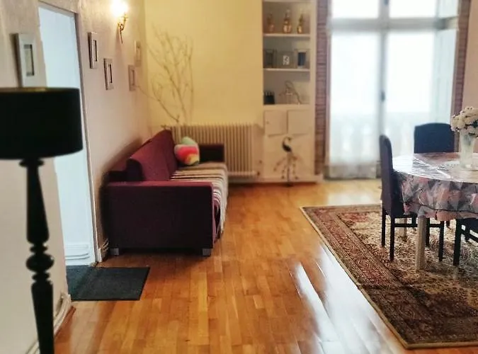 2 Chambres 88M2 Extra Centre Historique Cahors Vaste Appartement Convivial Et Cosy